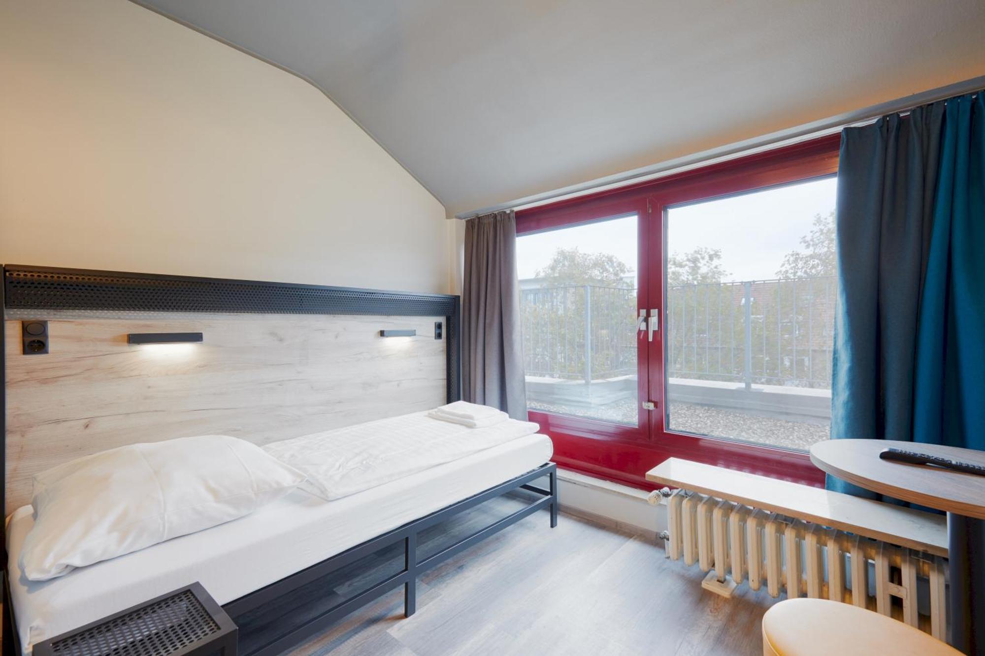 Single Room,1636740953:JPEG